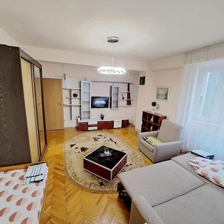Enjoy Downtown ! Apartment