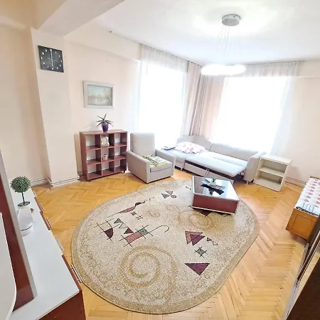 Enjoy Downtown ! Apartment